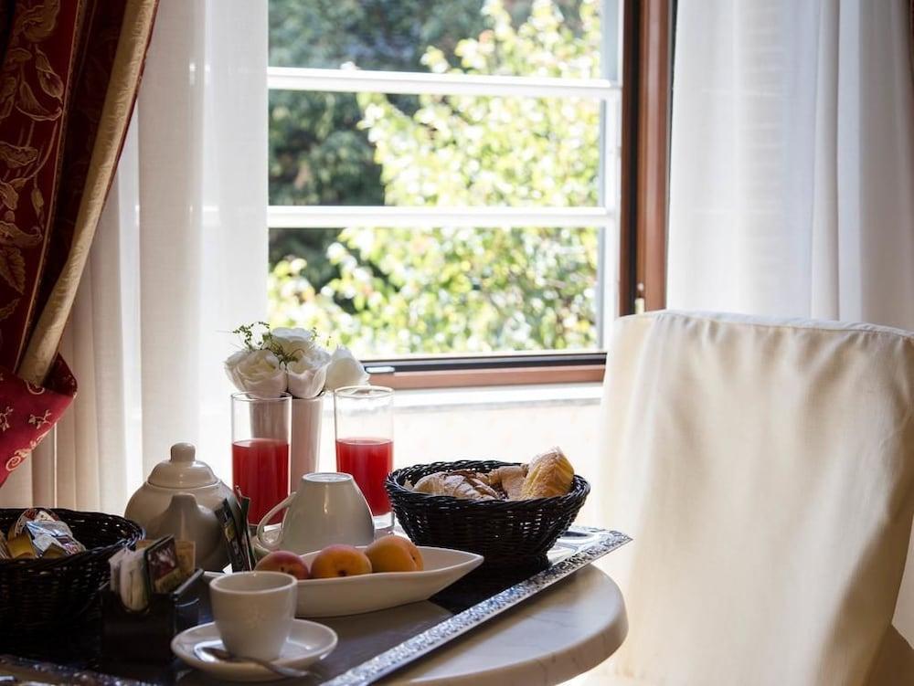 Affittacamere Boncompagni Suite Rome Exterior photo